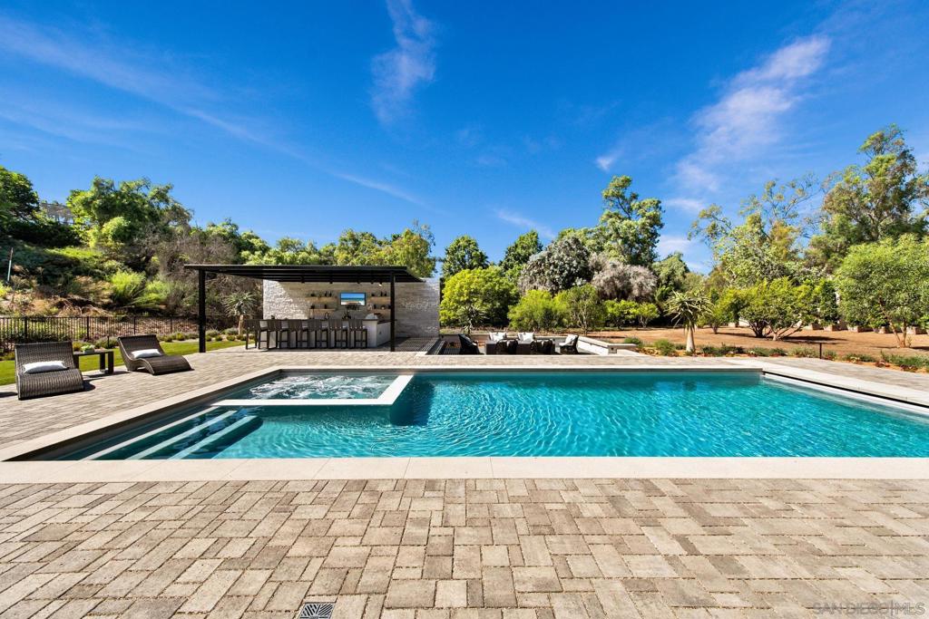 Rancho Santa Fe - Residential