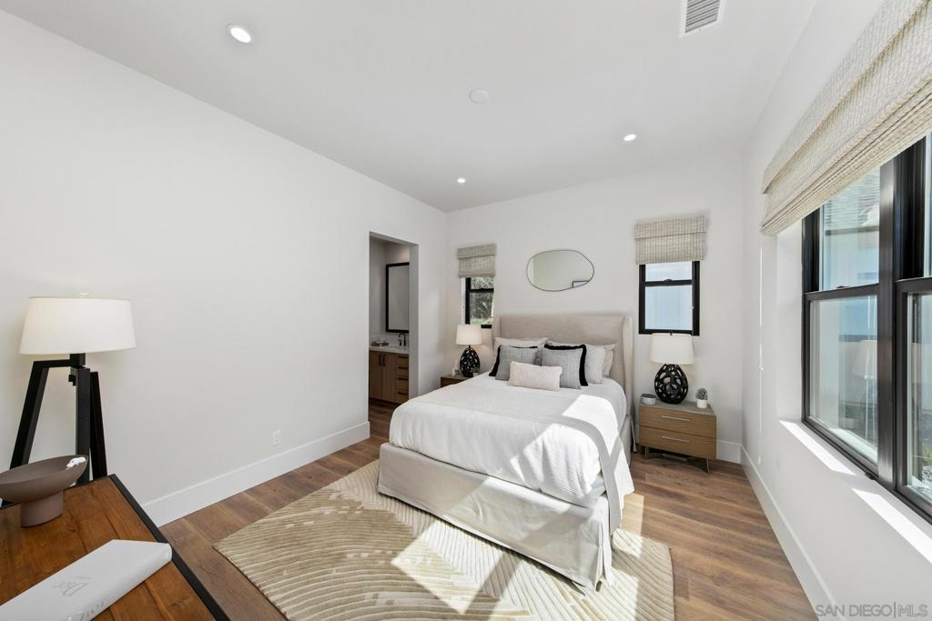 Rancho Santa Fe - Residential