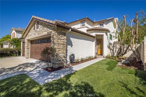 Photo of 26548 Cardinal Dr, Canyon Country, CA 91387 (MLS # SR26077265)