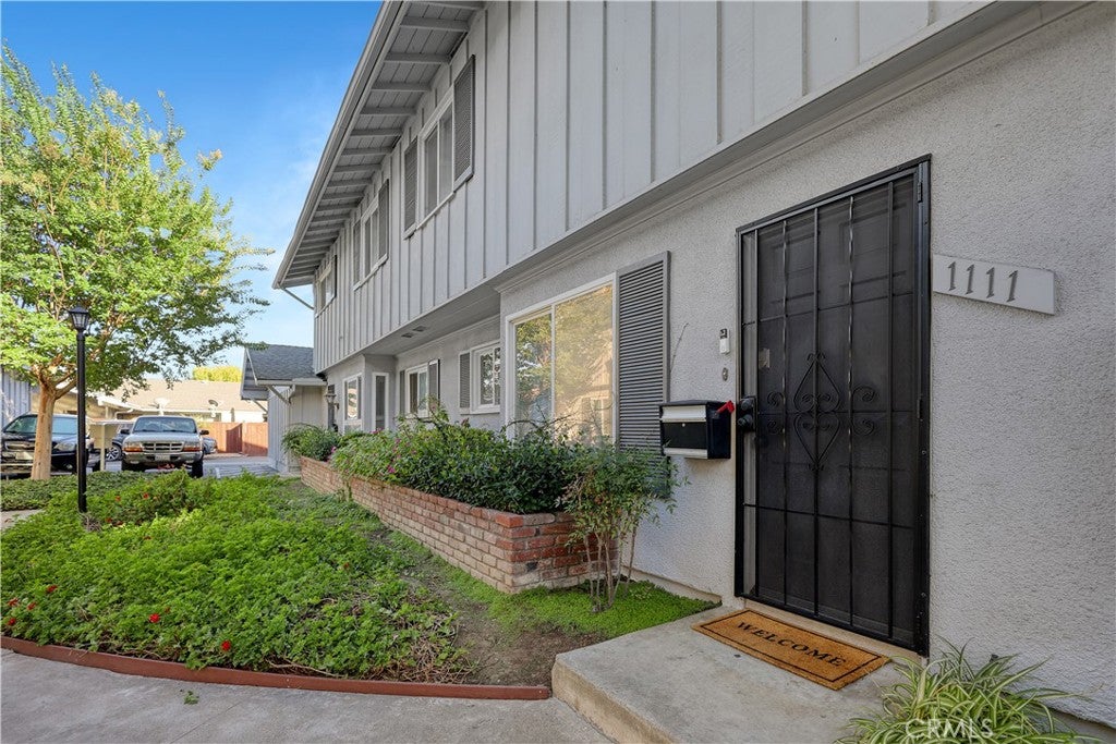 1111 E 1st, Tustin CA 92780 - Photo 28