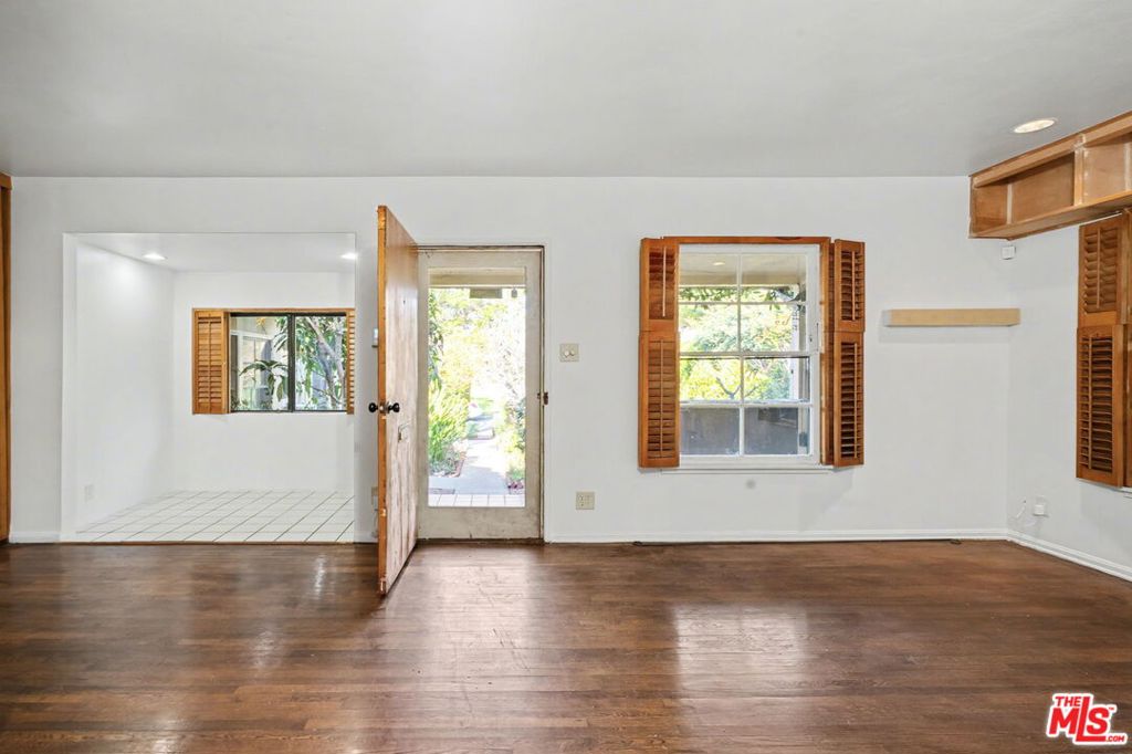 10784 Northgate Street