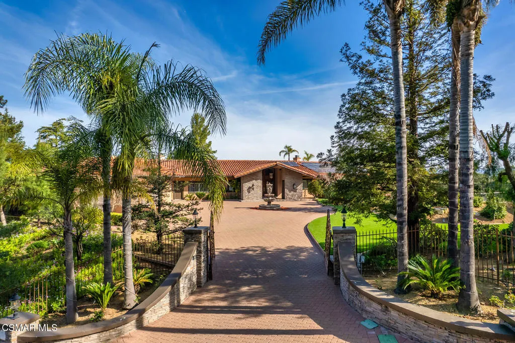 Thousand Oaks, California 91361, United States, 6 Bedrooms Bedrooms, ,6 BathroomsBathrooms,Residential,Active,162925 Thousand Oaks, California 91361, United States, 6 Bedrooms Bedrooms, ,6 BathroomsBathrooms,Residential,Active,162925