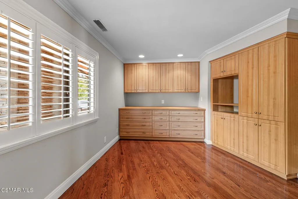 Thousand Oaks, California 91361, United States, 6 Bedrooms Bedrooms, ,6 BathroomsBathrooms,Residential,Active,162925