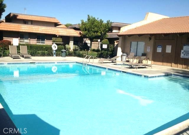 Fashion Walk - Residential Lease