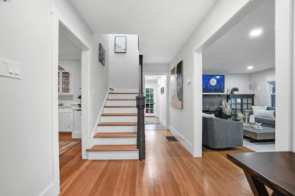 FAIRVIEW - Residential