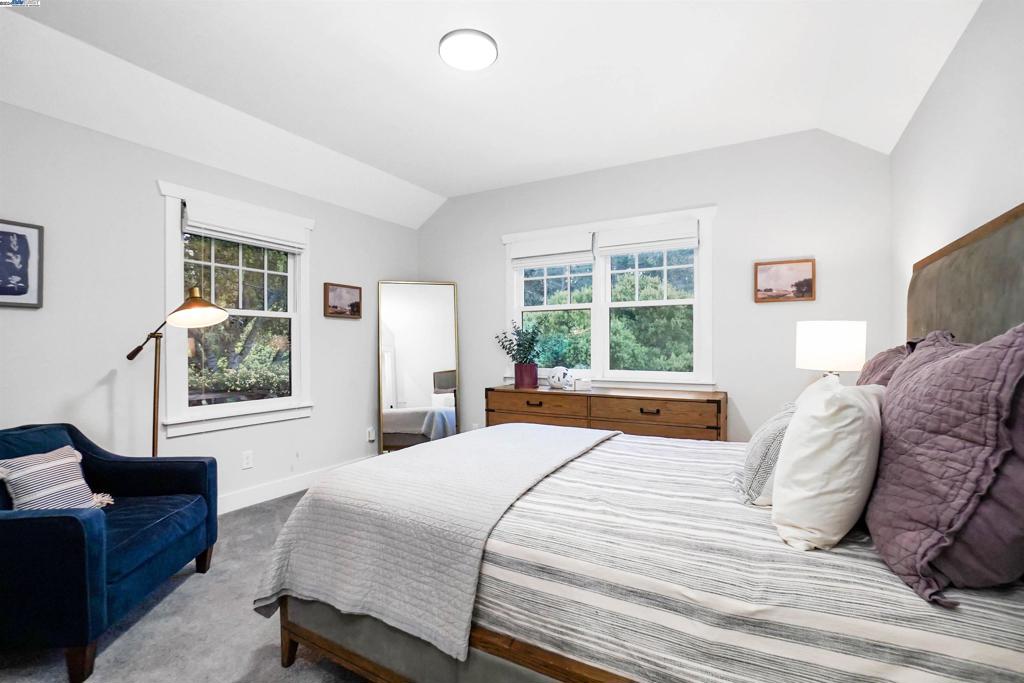 FAIRVIEW - Residential