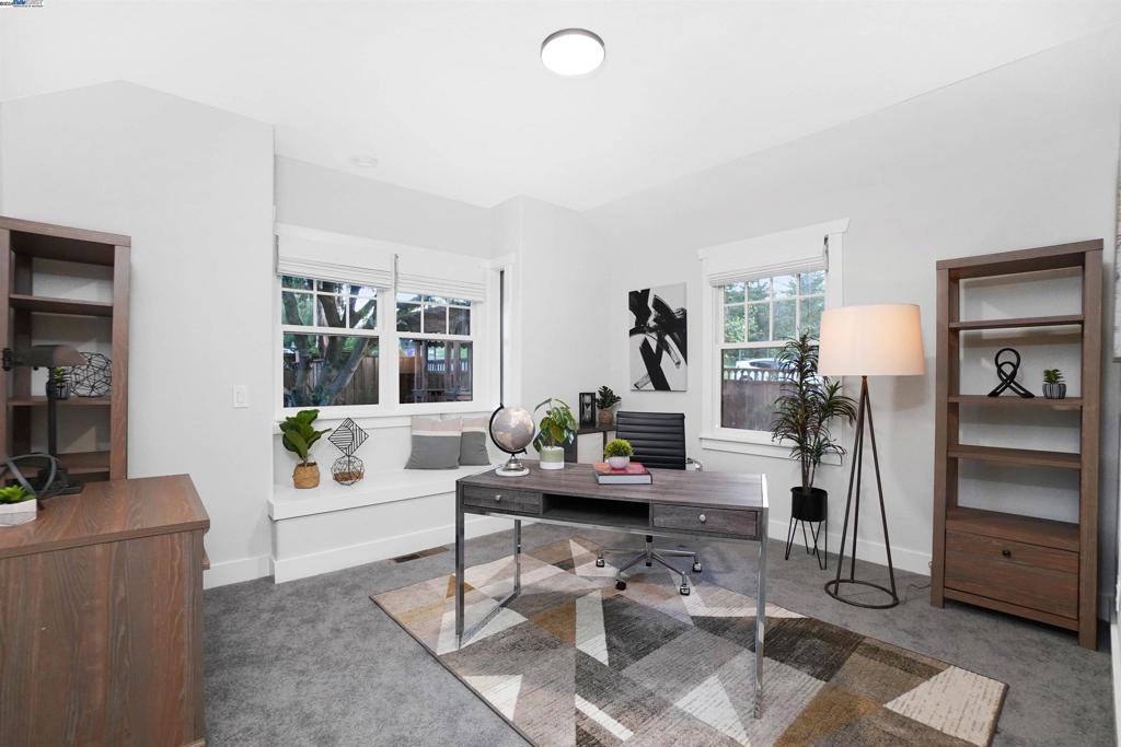 FAIRVIEW - Residential