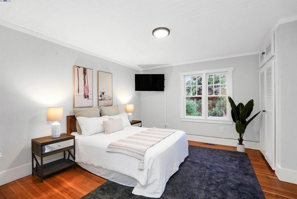 FAIRVIEW - Residential