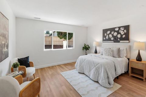 Tiny photo for 4145 Marcella St St, Oceanside, CA 92056 (MLS # 260005392SD)