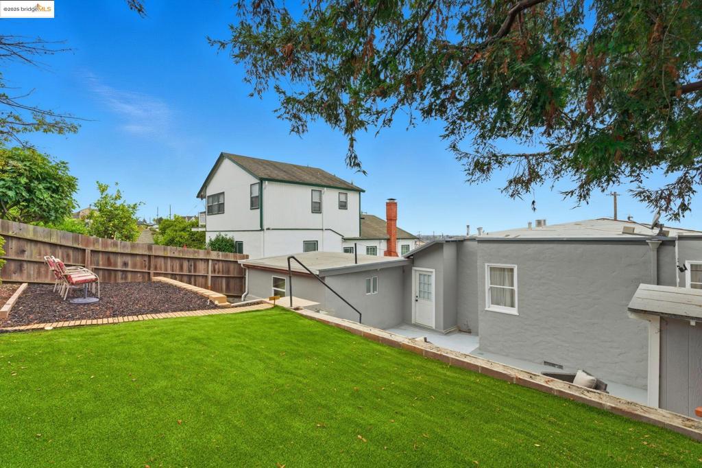 TOLER HEIGHTS - Residential
