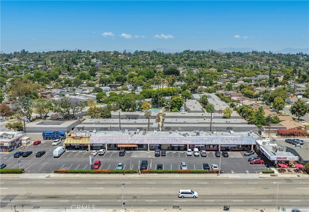 1341 Chapman Ave, Fullerton, CA 92831