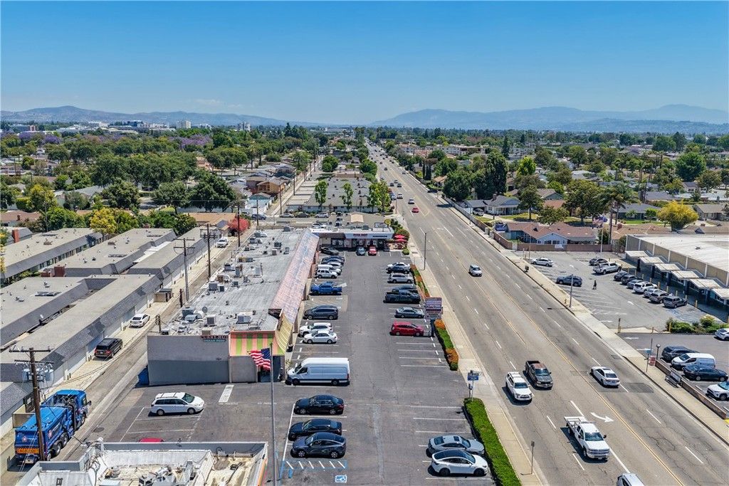 Photo of 1341 E Chapman AVE, Fullerton, CA 92831 (MLS # OC26107944)