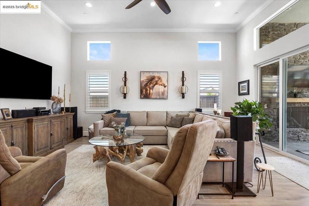 listing image 130720712691280818550