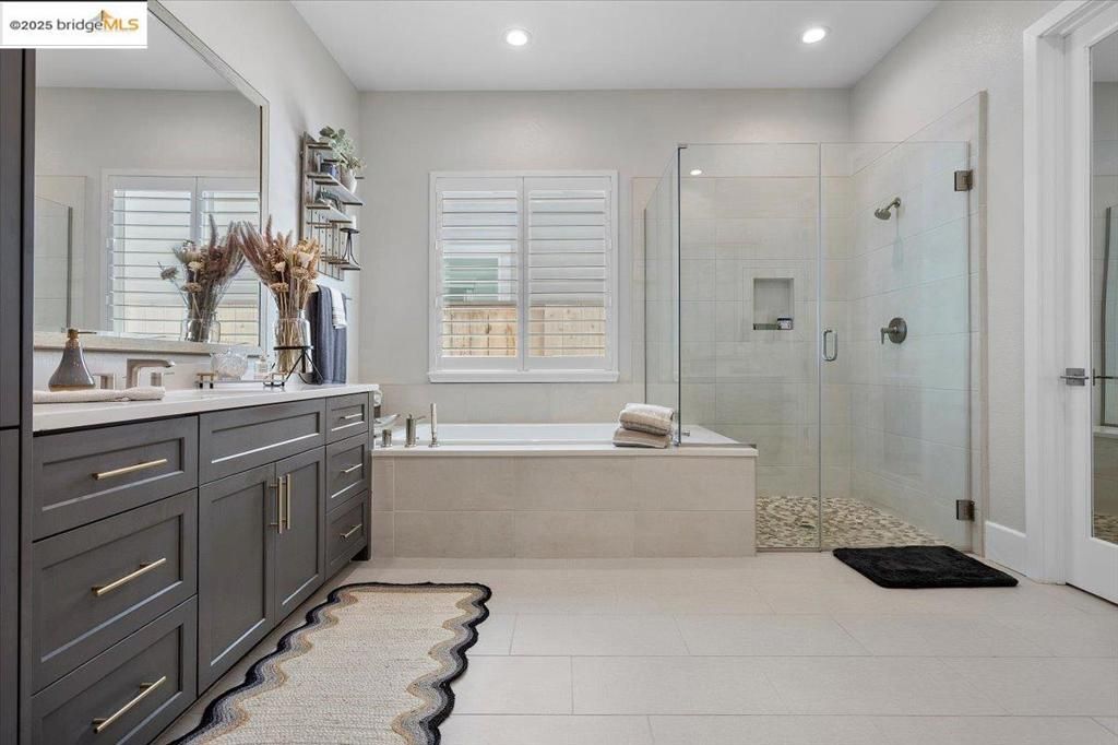 listing image 130726254095070190043
