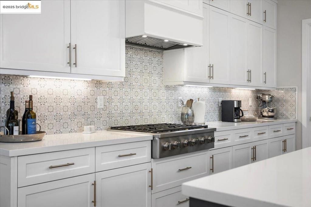 listing image 130724836349738733488