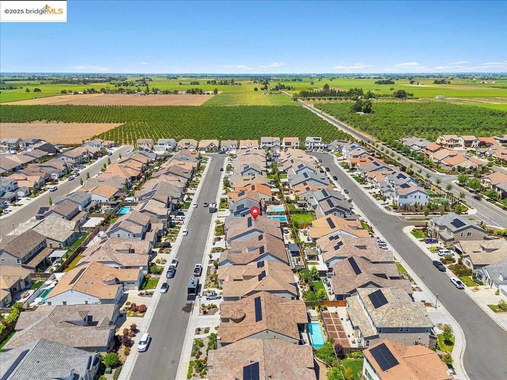 listing image 130727366027094759221