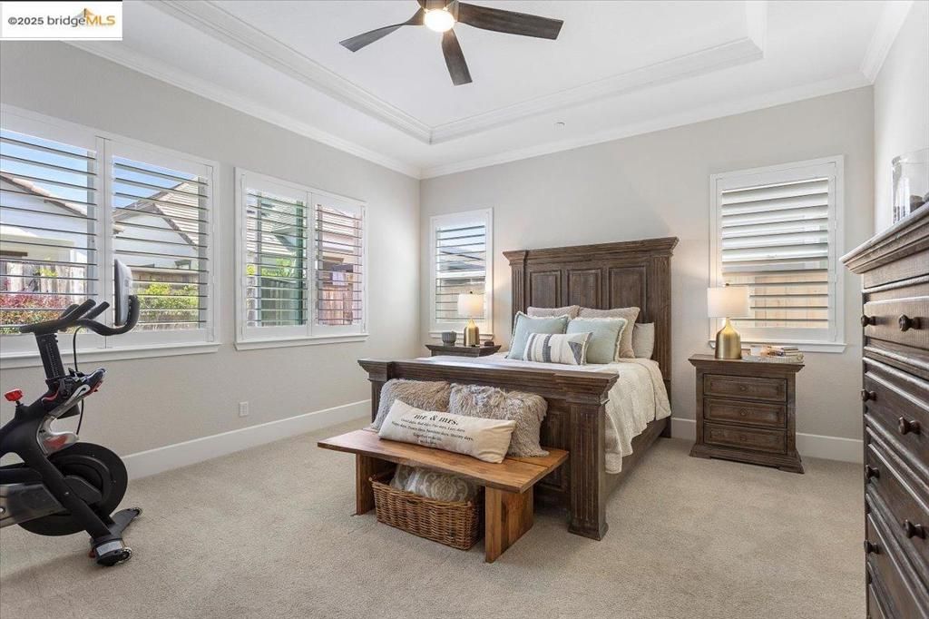 listing image 130722175909775238495