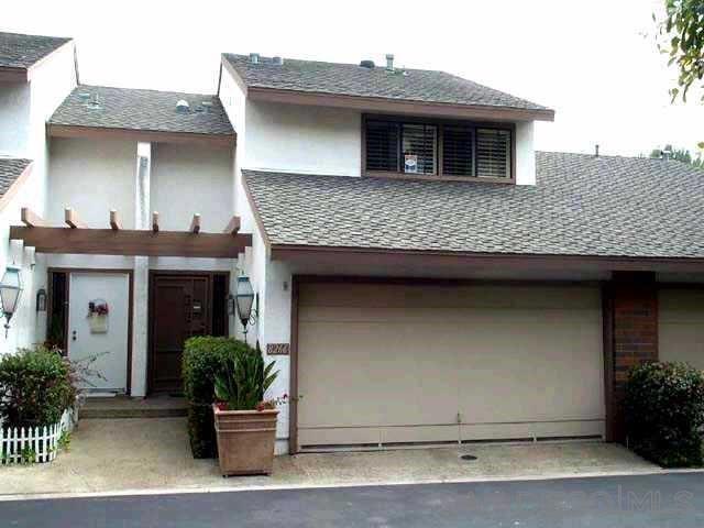 FANTASTIC 3 BEDROOM TOWNHOME WITH PRIVATE BRICK PATIO AND TWO CAR ATTACHED GARAGE IN THE WELL MAINTAINED COMPLEX OF SOUTHPOINTE*NEAR UCSD, SHOPS AND EASY FREEWAY ACCESS*NEW PAINT AND CARPET THROUGHOUT*SPACIOUS LIVING ROOM WITH VAULTED CEILINGS AND FIREPLACE*SPACIOUS KITCHEN WITH ADJOINING DINING ROOM*MAIN BEDROOM FEATURES VAULTED CEILING AND PLENTY OF CLOSET SPACE!*SECOND BEDROOM FEATURES VAULTED CEILINGS AND WALK IN CLOSET*WASHER,DRYER AND REFRIGERATOR INCLUDED*
