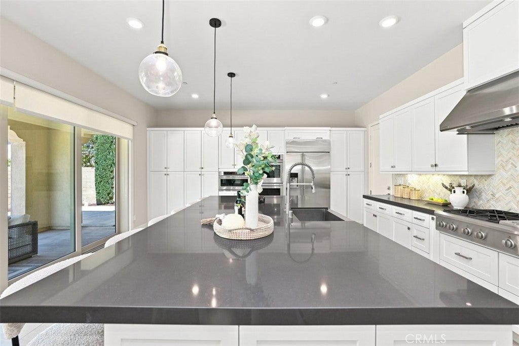 102 Score, Irvine CA 92618 - Photo 8
