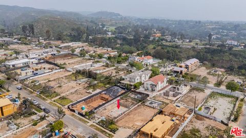 Photo of 1018 Kagawa Street, Pacific Palisades, CA 90272 (MLS # 26667045)