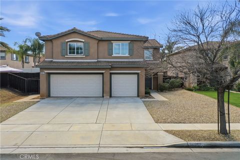 Photo of 28917 Wallflower Way, Murrieta, CA 92563 (MLS # SW26055088)