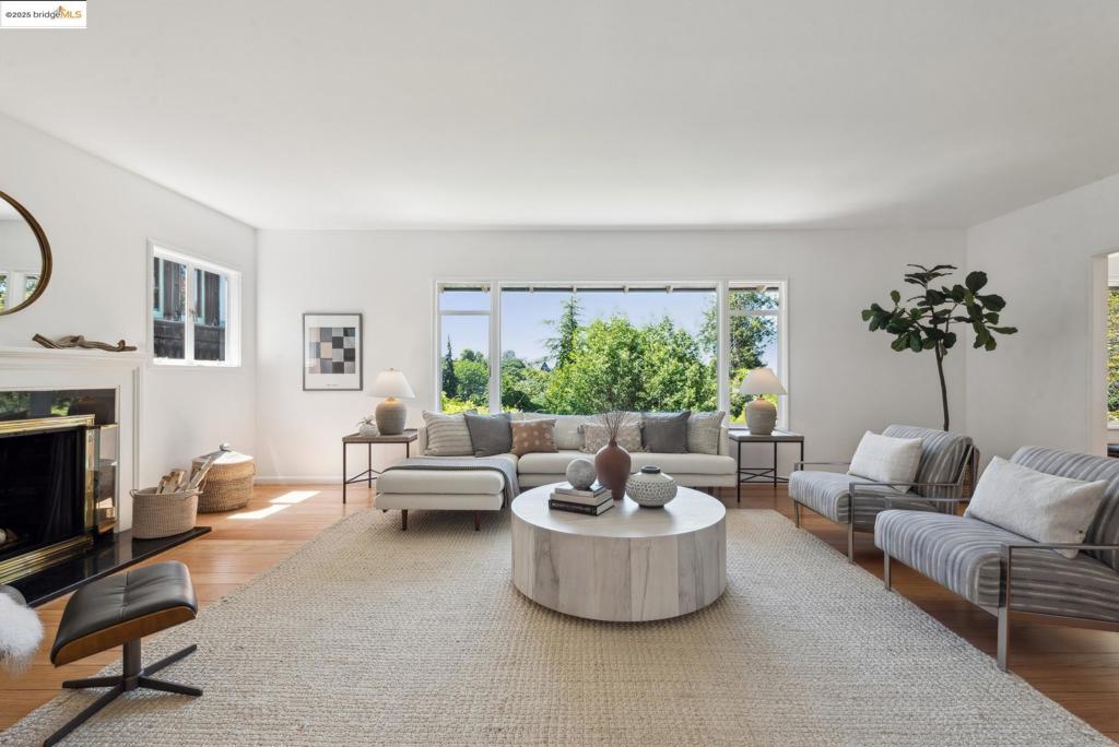 Properties 4 94 El Camino Real