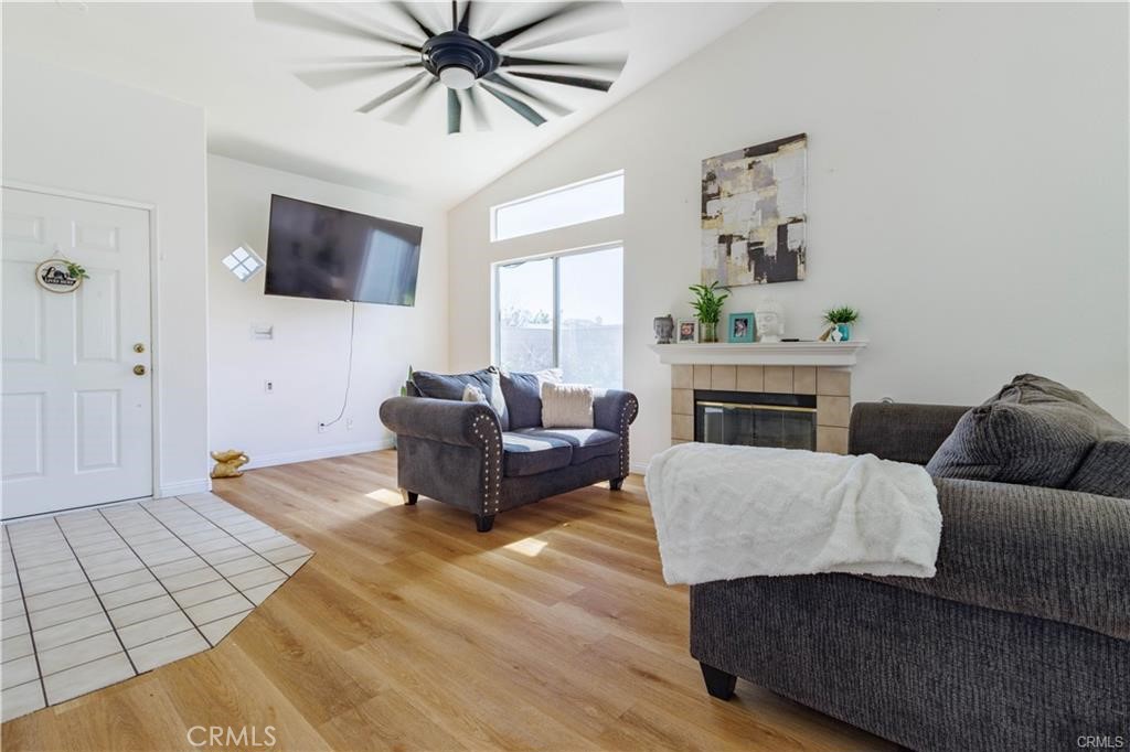 1393 Rabbit Peak