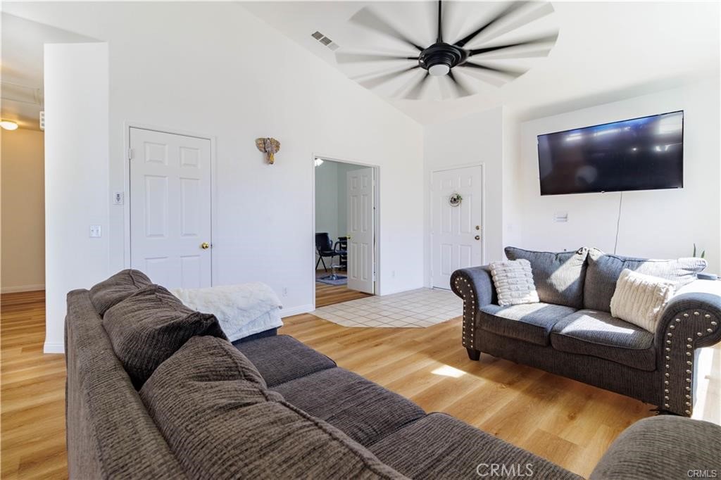 1393 Rabbit Peak