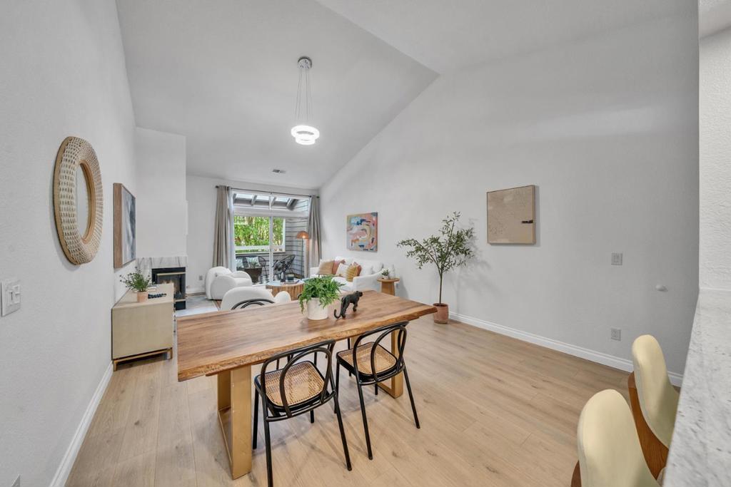 1654 Parkview Green Circle
