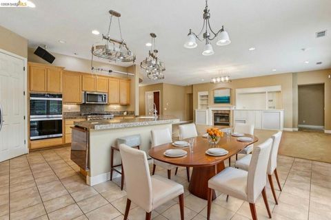 Photo of 5227 Ramsdell Court Ct, Antioch, CA 94531 (MLS # 41124075)