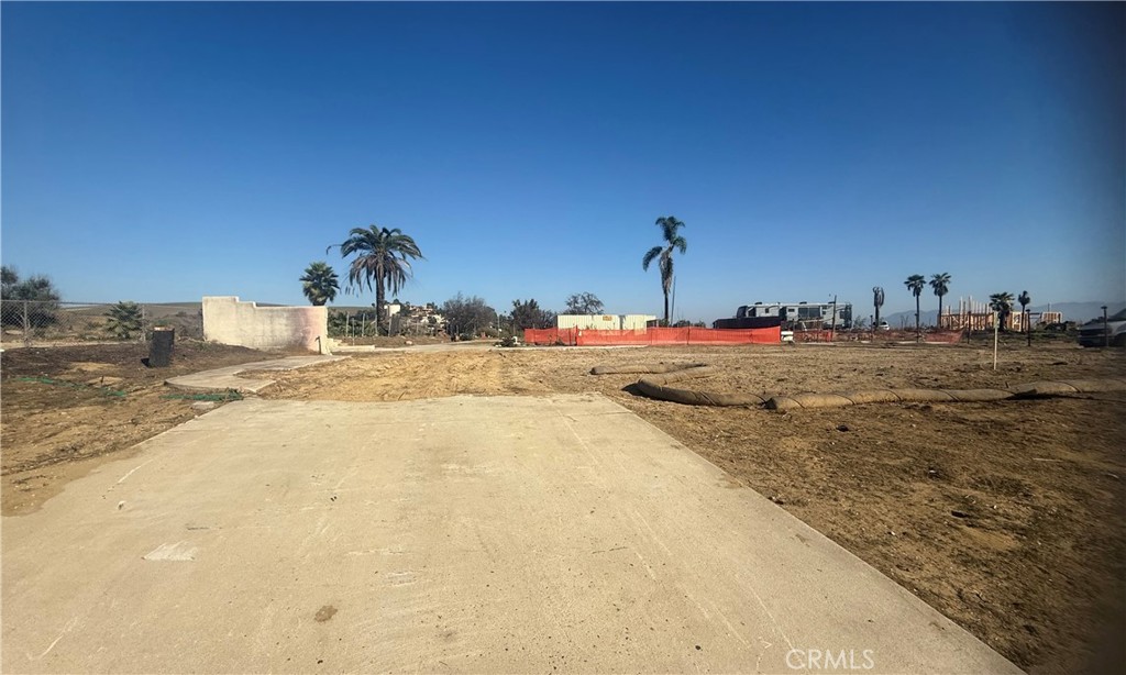 Las Posas Estate - Land