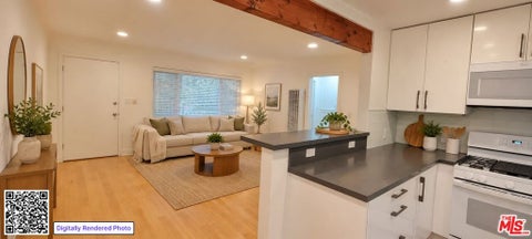 Photo of 305 Broadway Street #4, Venice, CA 90291 (MLS # 26998689)