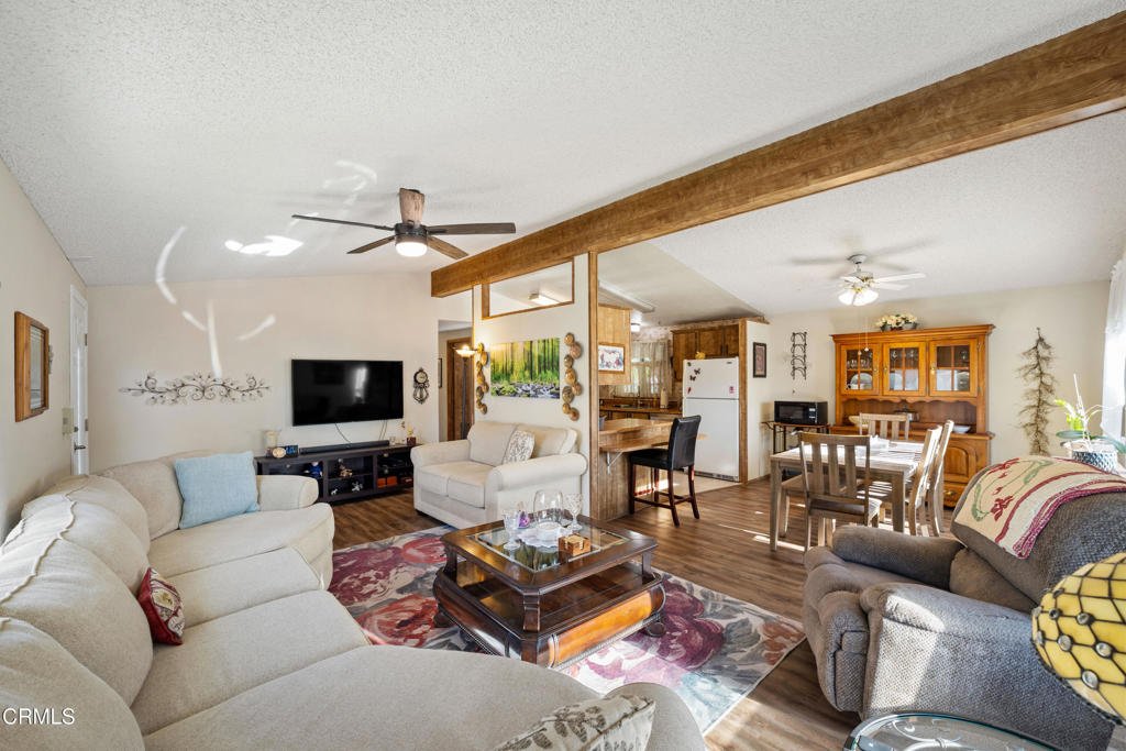 975 W Telegraph Road 10