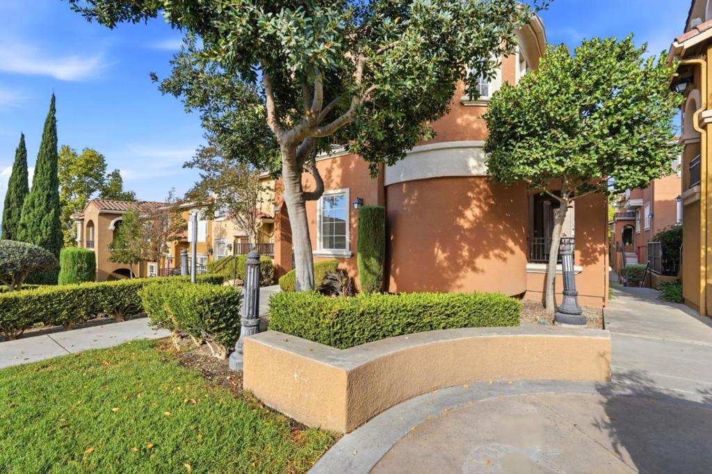 611 Adeline Avenue