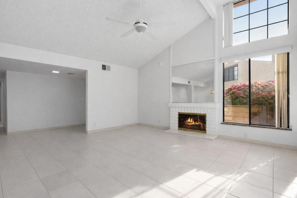 35801 Paseo Circulo W