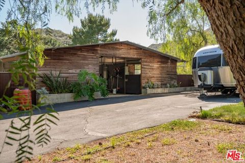 Photo of 14677 Yerba Buena Road, Malibu, CA 90265 (MLS # 26789863)
