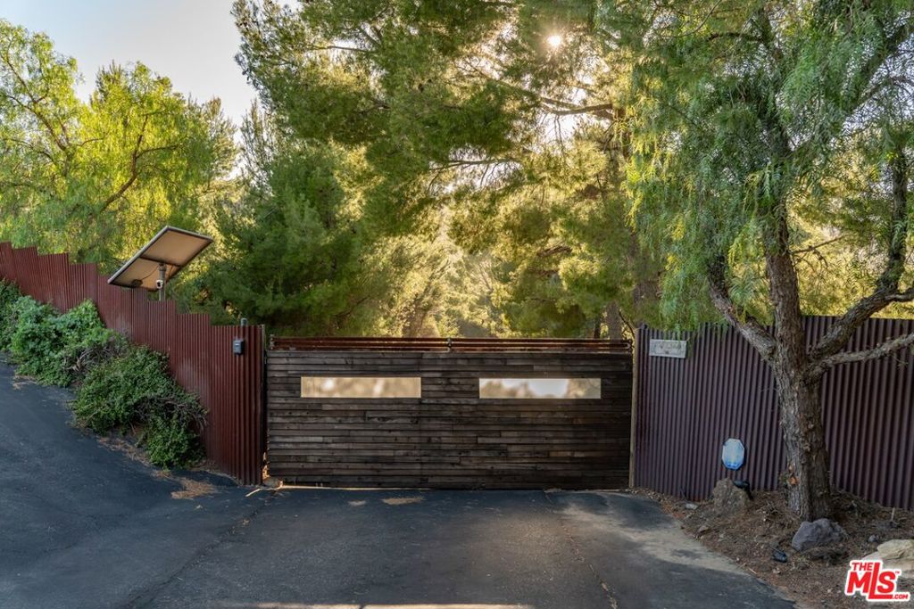 14677 Yerba Buena Road