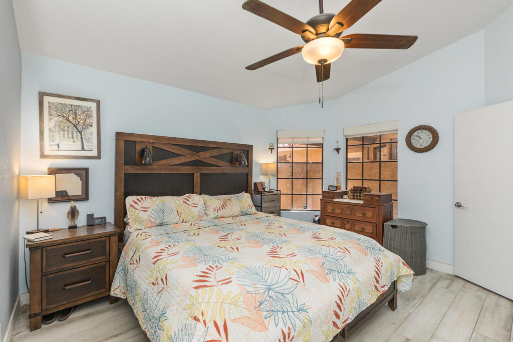 Woodhaven Country Cl - Residential