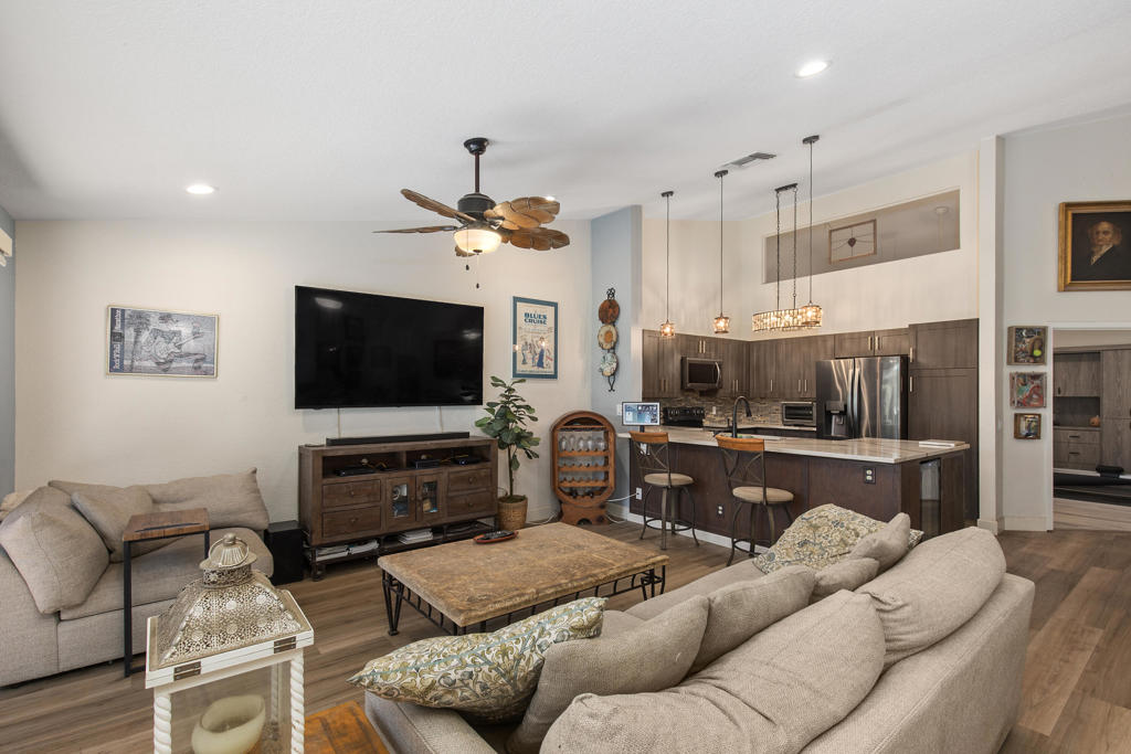 Woodhaven Country Cl - Residential