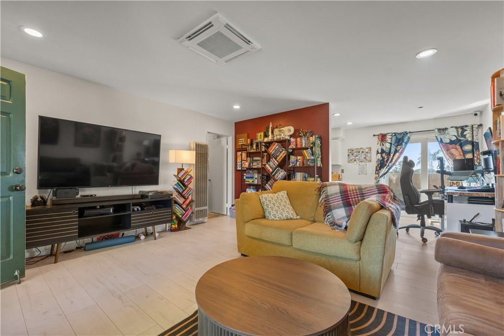715 S Webster #30 Avenue
