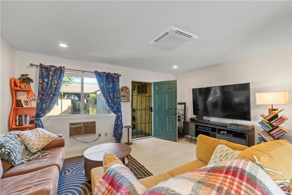 715 S Webster #30 Avenue