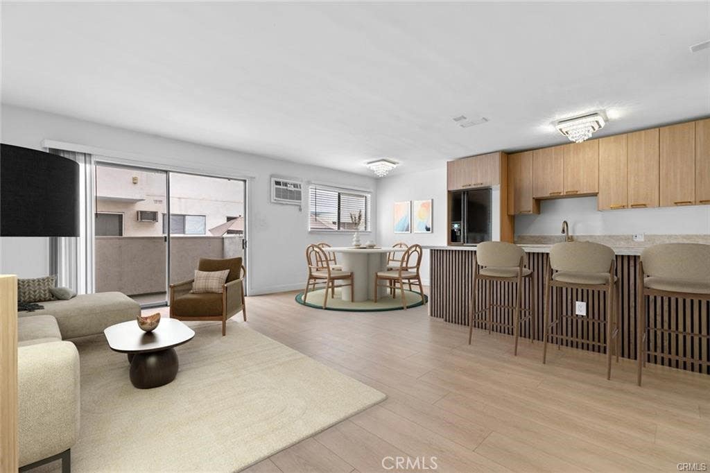 Photo of 960 Larrabee St, West Hollywood, CA 90069 (MLS # GD26162239)