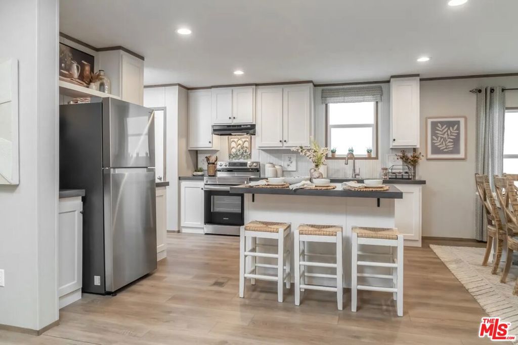 39600 Knob Hill Road A