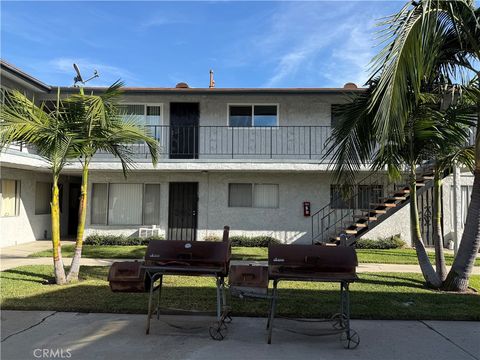 2890 E Artesia 36 Long Beach CA 90805