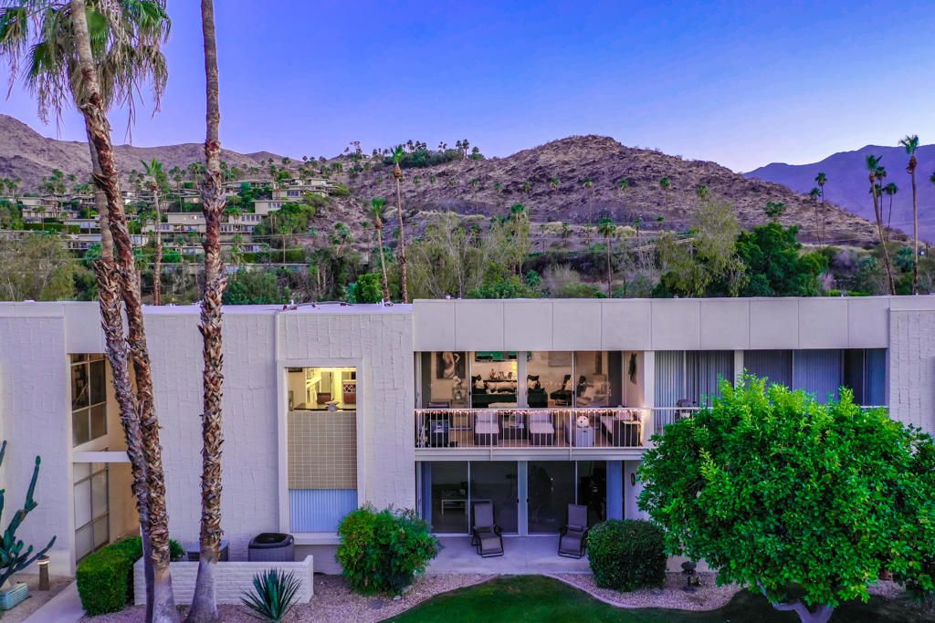 Photo of 451 Desert Lakes Drive, Palm Springs, CA 92264 (MLS # 219137399PS)