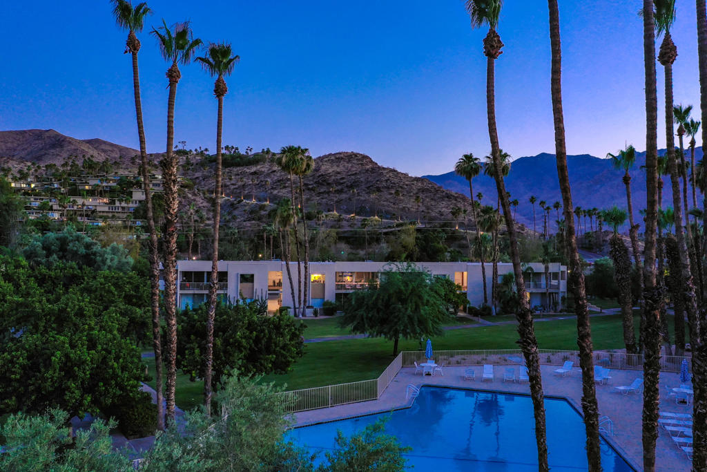 Seven Lakes C.C. - Residential