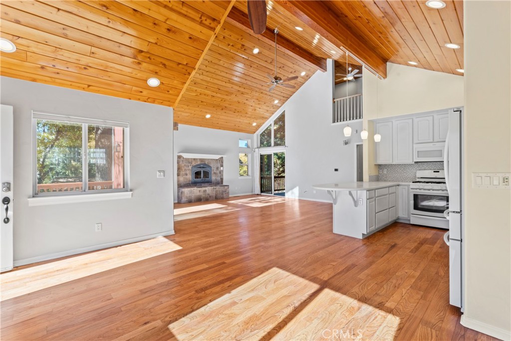 Green Valley Lake (GVLK) - Residential