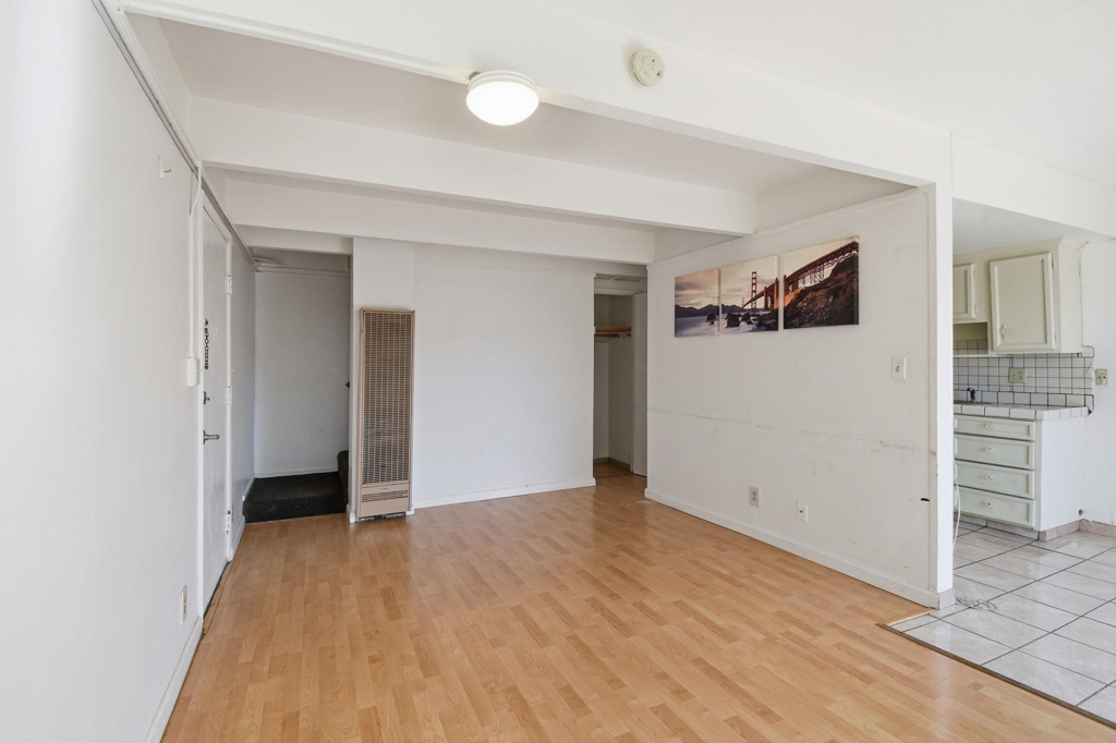 576 Sylvan St 20