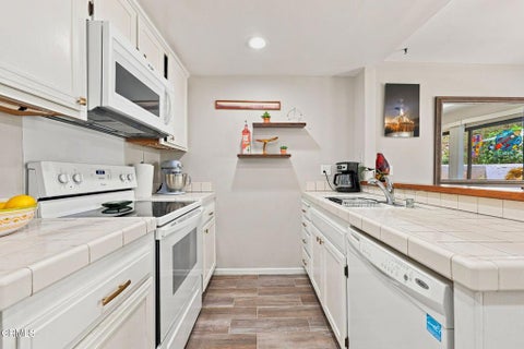 Tiny photo for 406 Chapala Drive, Camarillo, CA 93010 (MLS # V1-37789)