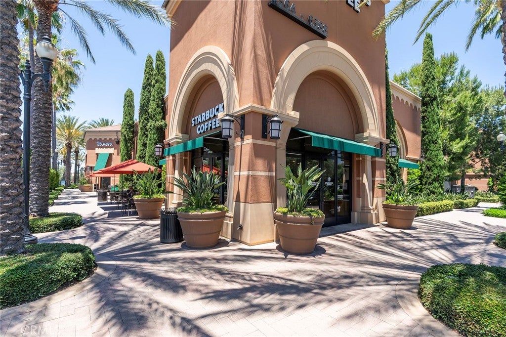 320 Bronze, Irvine CA 92618 - Photo 59